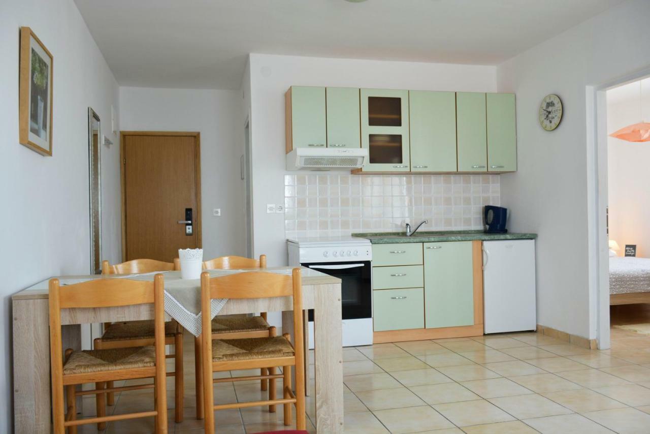 Perla Vir Apartment Luaran gambar