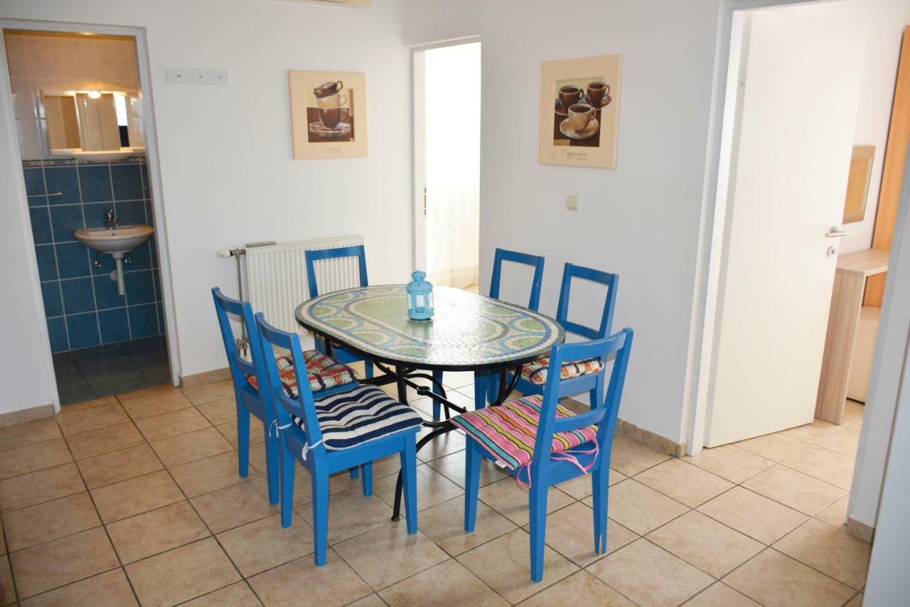 Perla Vir Apartment Luaran gambar
