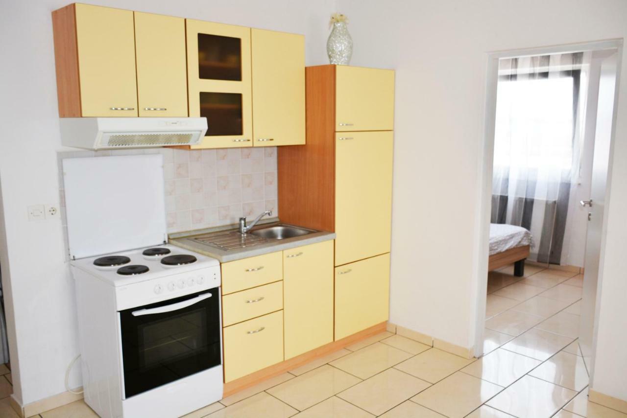 Perla Vir Apartment Luaran gambar