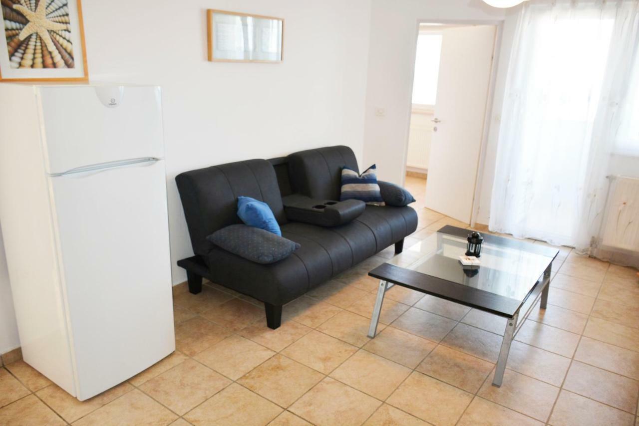 Perla Vir Apartment Luaran gambar