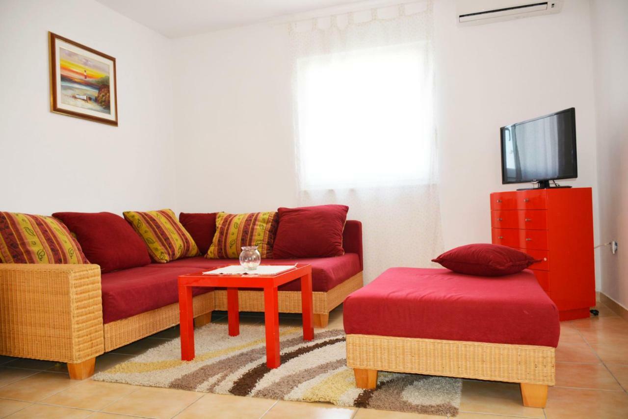 Perla Vir Apartment Luaran gambar