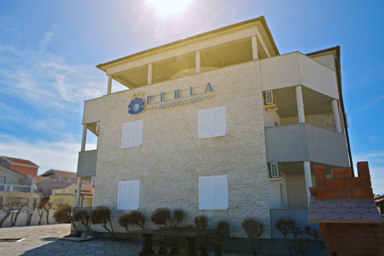 Perla Vir Apartment Luaran gambar